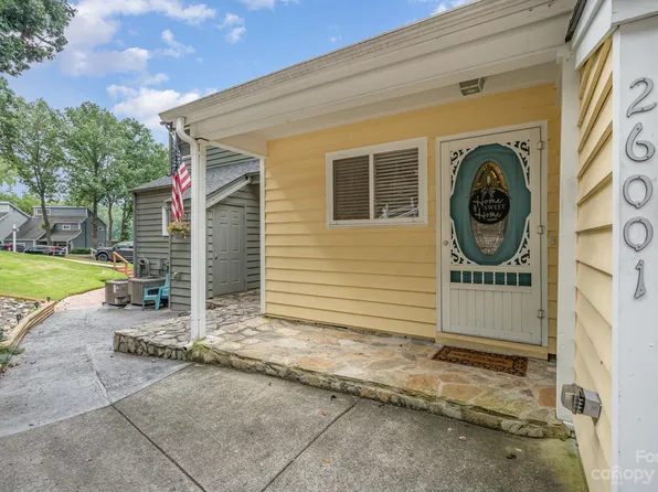 26001 Morningside Dr, Tega Cay, SC 29708