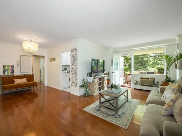 5700 Arlington Avenue image 1 of 4