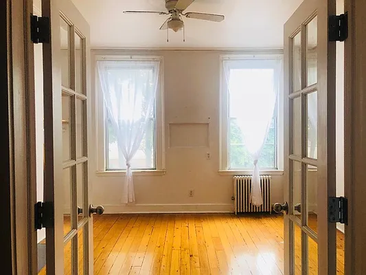 Rented by Dream Space Realty | media 10