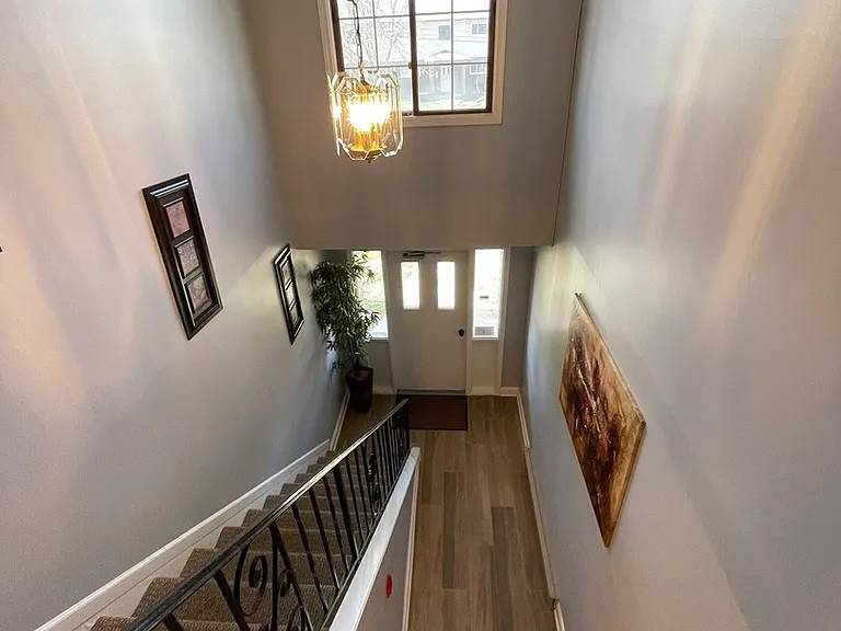 397 Poplar Ave #2-E — Photo 2