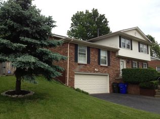 3460 Lansdowne Dr, Lexington, KY 40517