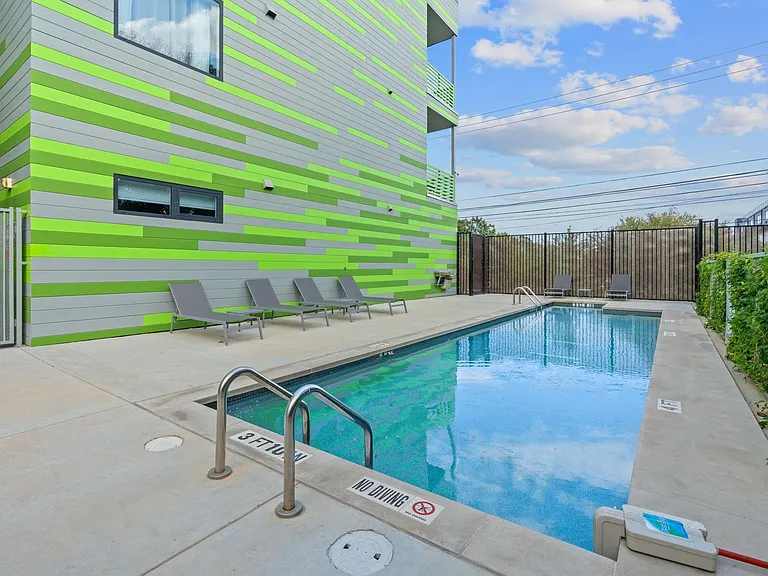 4004 Banister Ln #301 — Photo 21