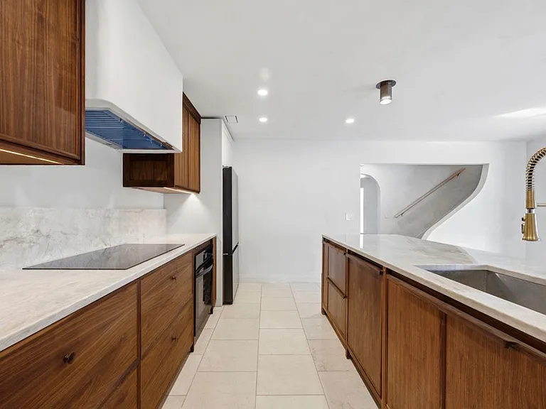 134 Hopeland Dr — Photo 9