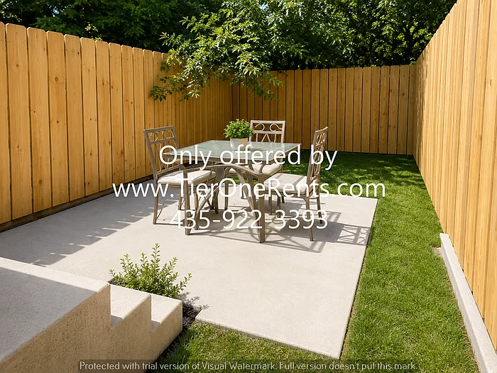 743 E Hawthorne Ave — Photo 9