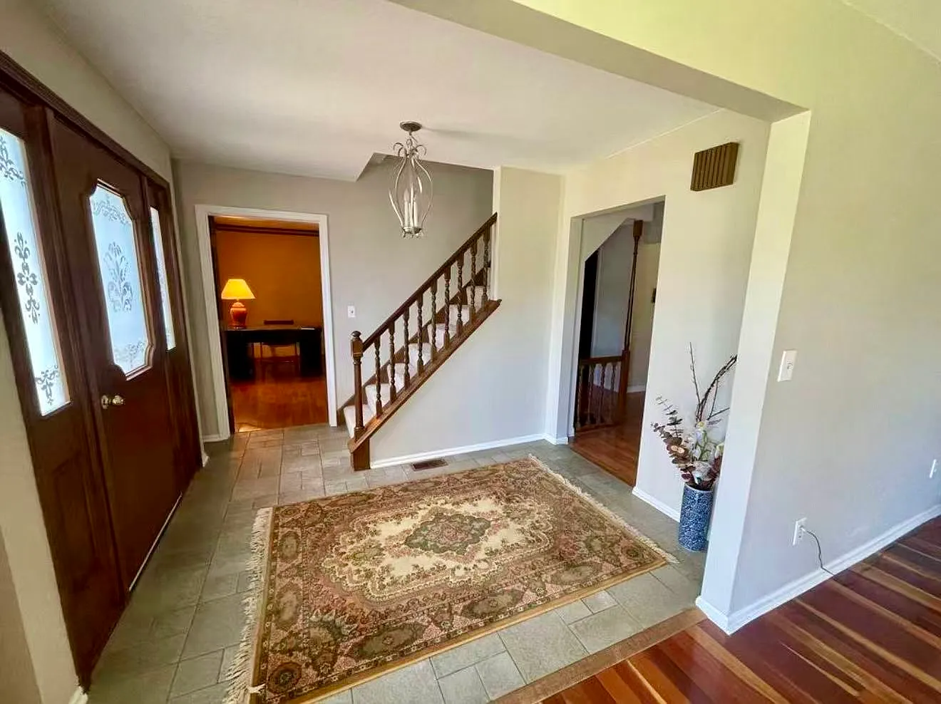 4 bed, 3.5 bath, 4360 sqft, $4,000 — Photo 3