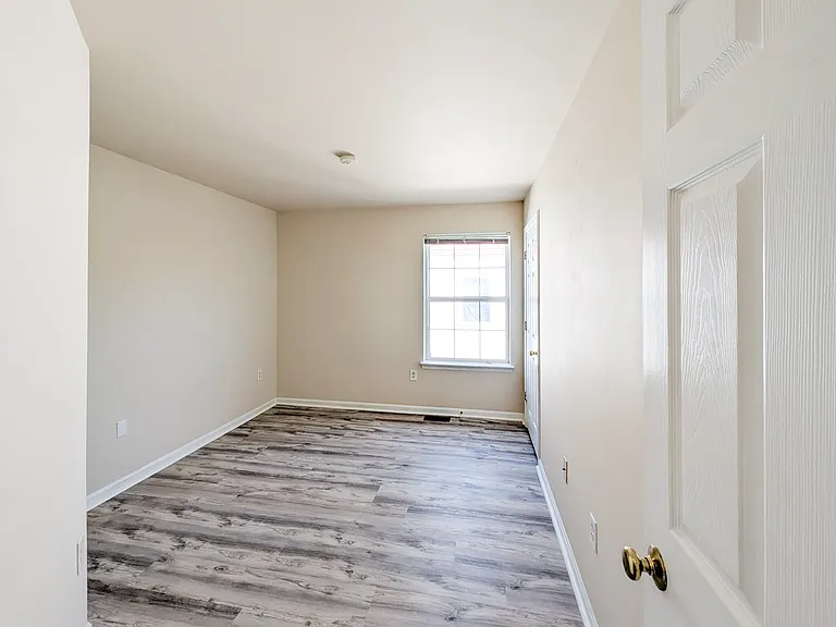 1023 Ross St — Photo 10