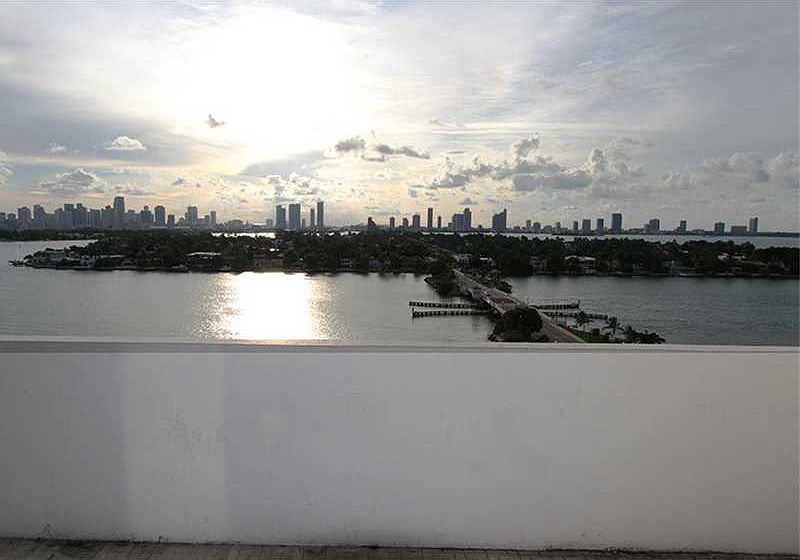 1st image of 3 Island Ave APT 12G