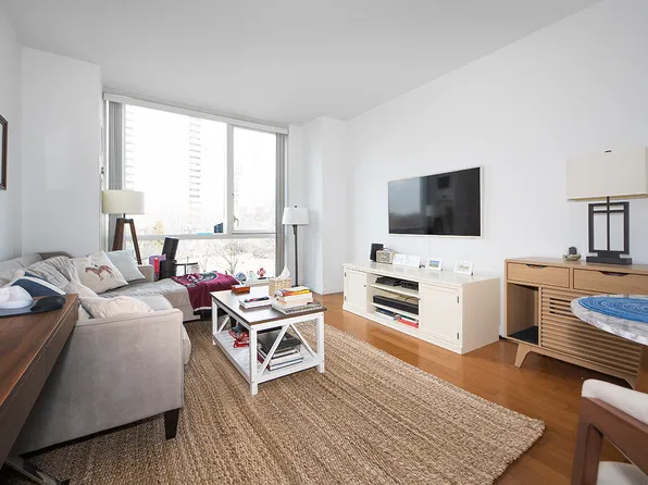 200 Chambers St, New York, NY