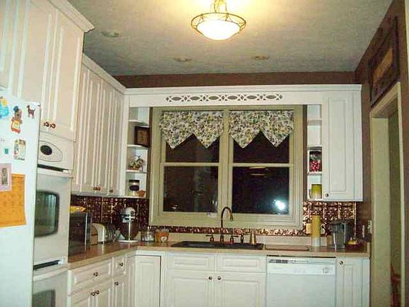 3rd image of 697 Arden Lane #4100
