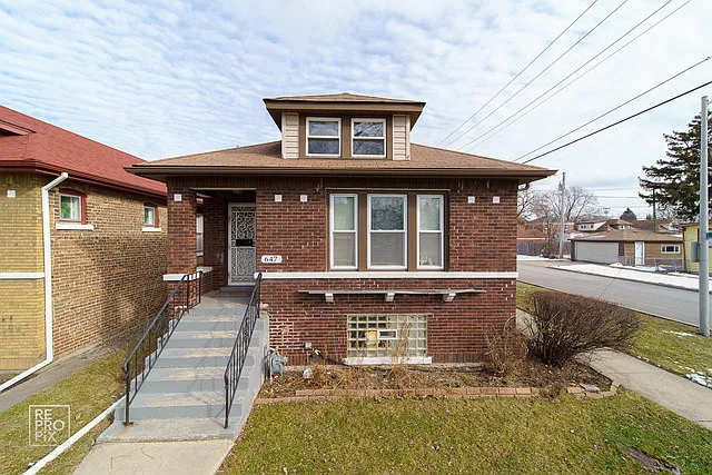 647 22nd Ave photo 1