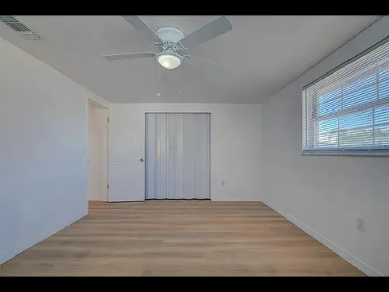 11138 Yellowwood Ln — Photo 11