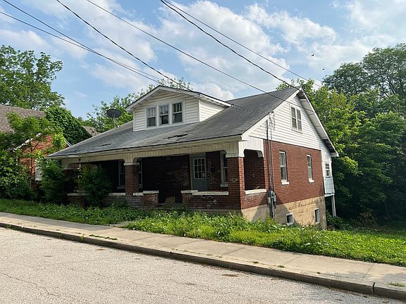 2nd image of 219 W Fillmore St