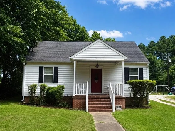 213 Mecklenburg Ave, Kenbridge, VA 23944