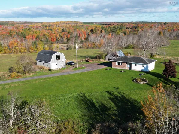 329 Meadow Green Rd, Saint Andrews, NS B0H 1X0
