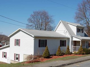 173 New Turnpike Rd, Troy, NY 12182