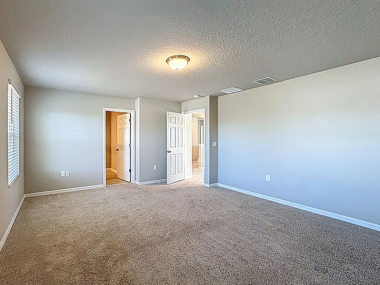 5251 Meredrew Ln — Photo 31