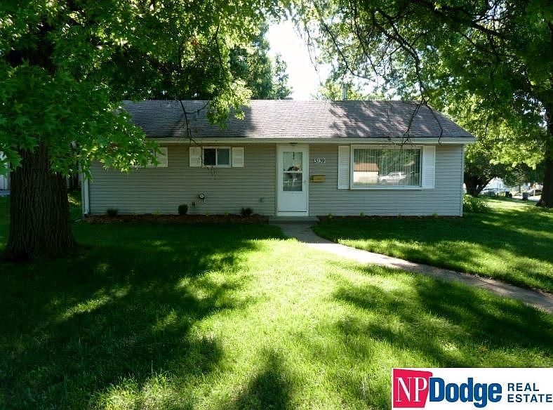 1st image of 3139 S 38th Ave