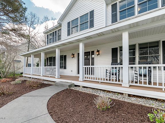 3rd image of 2176 Leigh Ct