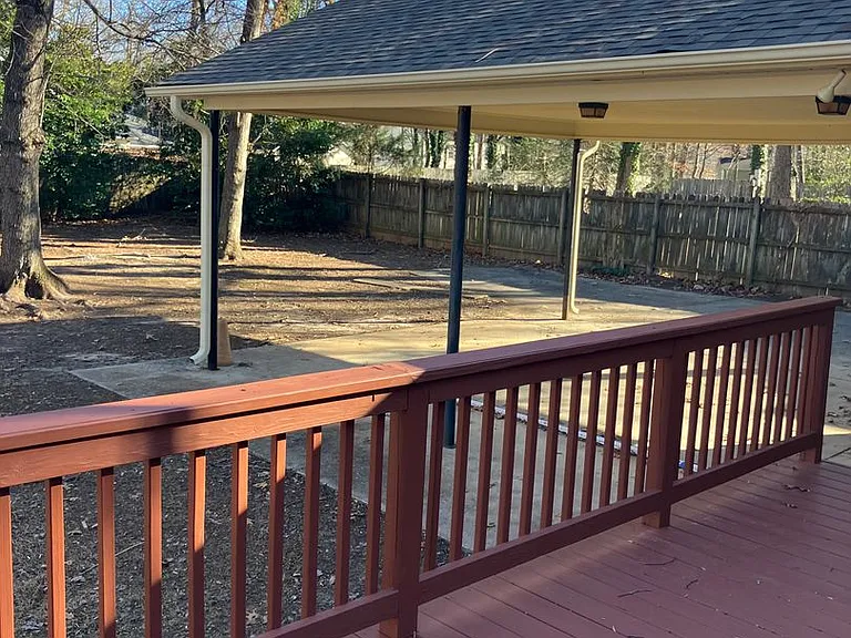 1018 Jefferson Rd — Photo 15