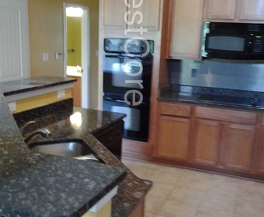 3rd image of 100 Whispering Pines Cv