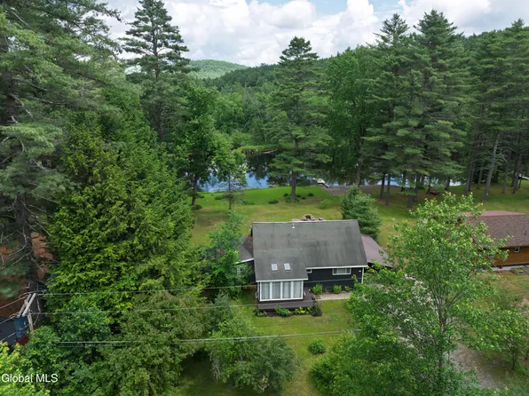 35 Schroon River Forest, Chestertown, NY 12817