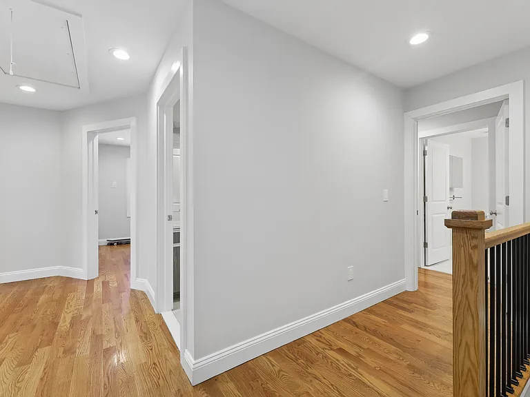 116-118 Hickory Ave — Photo 22