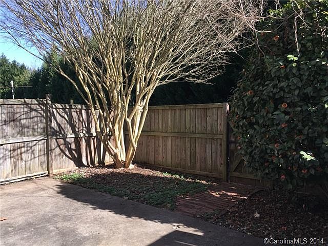 2nd image of 8348 Knights Bridge Rd