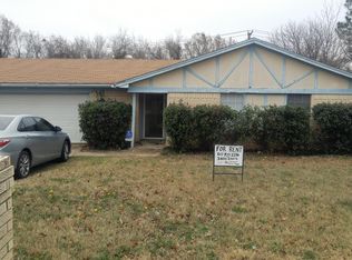 1029 Blue Carriage Ln N, Fort Worth, TX 76120