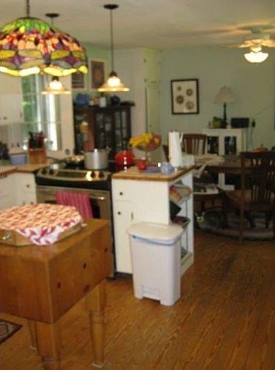 2nd image of 25 Grant Hill Rd