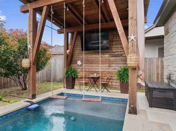 1124 Clearwing Cir, Georgetown, TX 78626