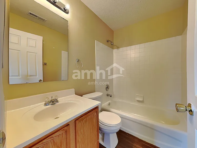 700 Thornton Dr — Photo 14