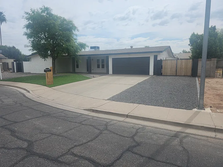 2267 E Caballero Cir — Photo 1