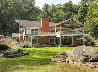 12 Fernhollow Rd, Boonton Township, NJ 07005