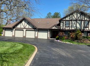 1603 Walpole Dr #1A, Chesterfield, MO 63017