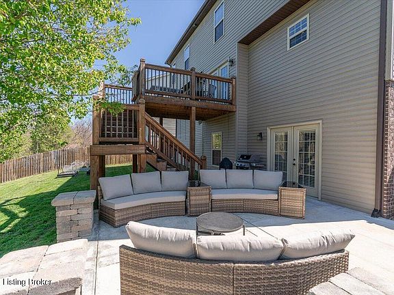 4th image of 3166 Squire Cir