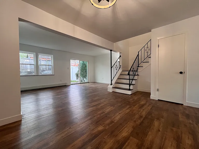 524 Saracino Dr — Photo 6