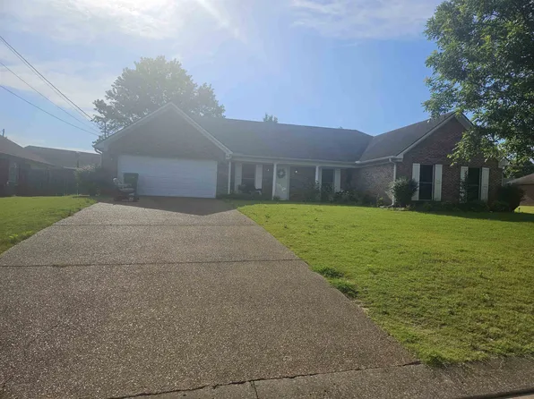 203 Rooker Dr, Jackson, TN 38305
