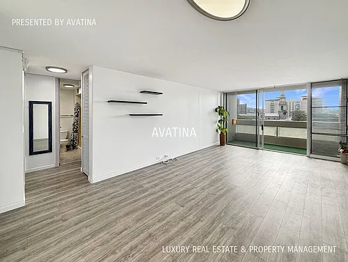 1212 Punahou St #705 Photo 1