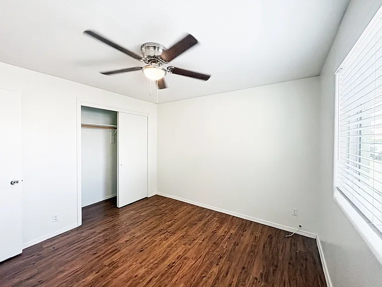 2417 E Campbell Ave #2A — Photo 15
