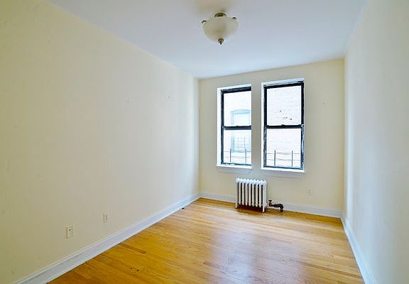 3rd image of 570 W 204th St APT 5K