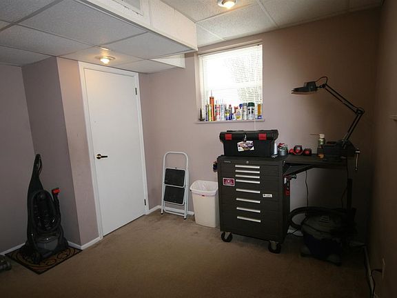 5th image of 3539 Superior St