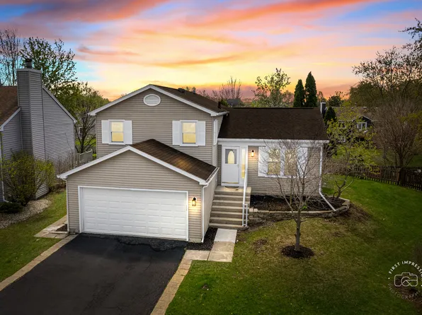 2717 Briarwood Ct, Woodridge, IL 60517