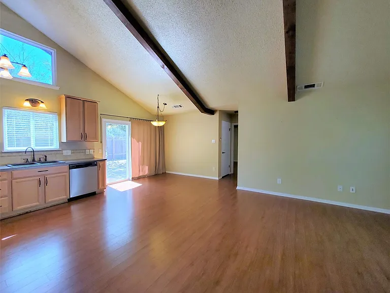 11905 Bell Ave #A — Photo 4