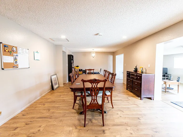 3511 S Alder Dr — Photo 16