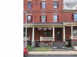 422 E Broad St, Quakertown, PA 18951