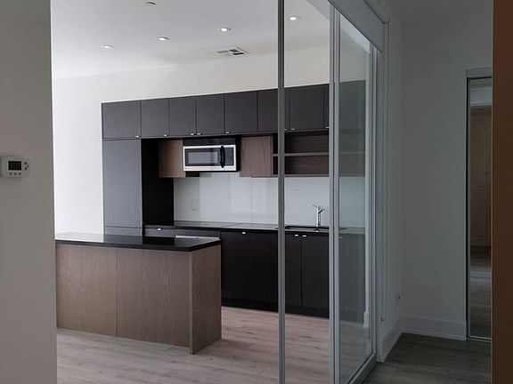 4th image of 111 Saint Clair Ave W #1715