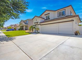 963 Hemingway Dr, Corona, CA 92878
