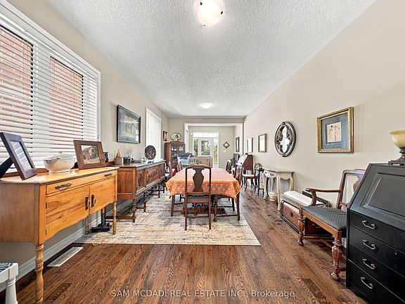 5th image of 8 Celano Dr