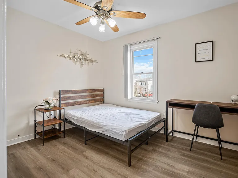 Full Bed