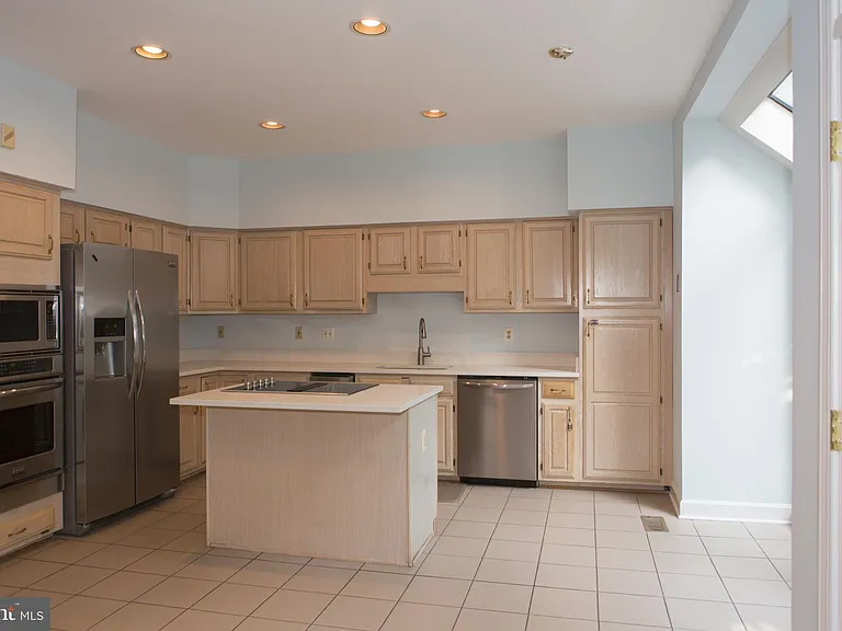 7828 Oracle Pl — Photo 7